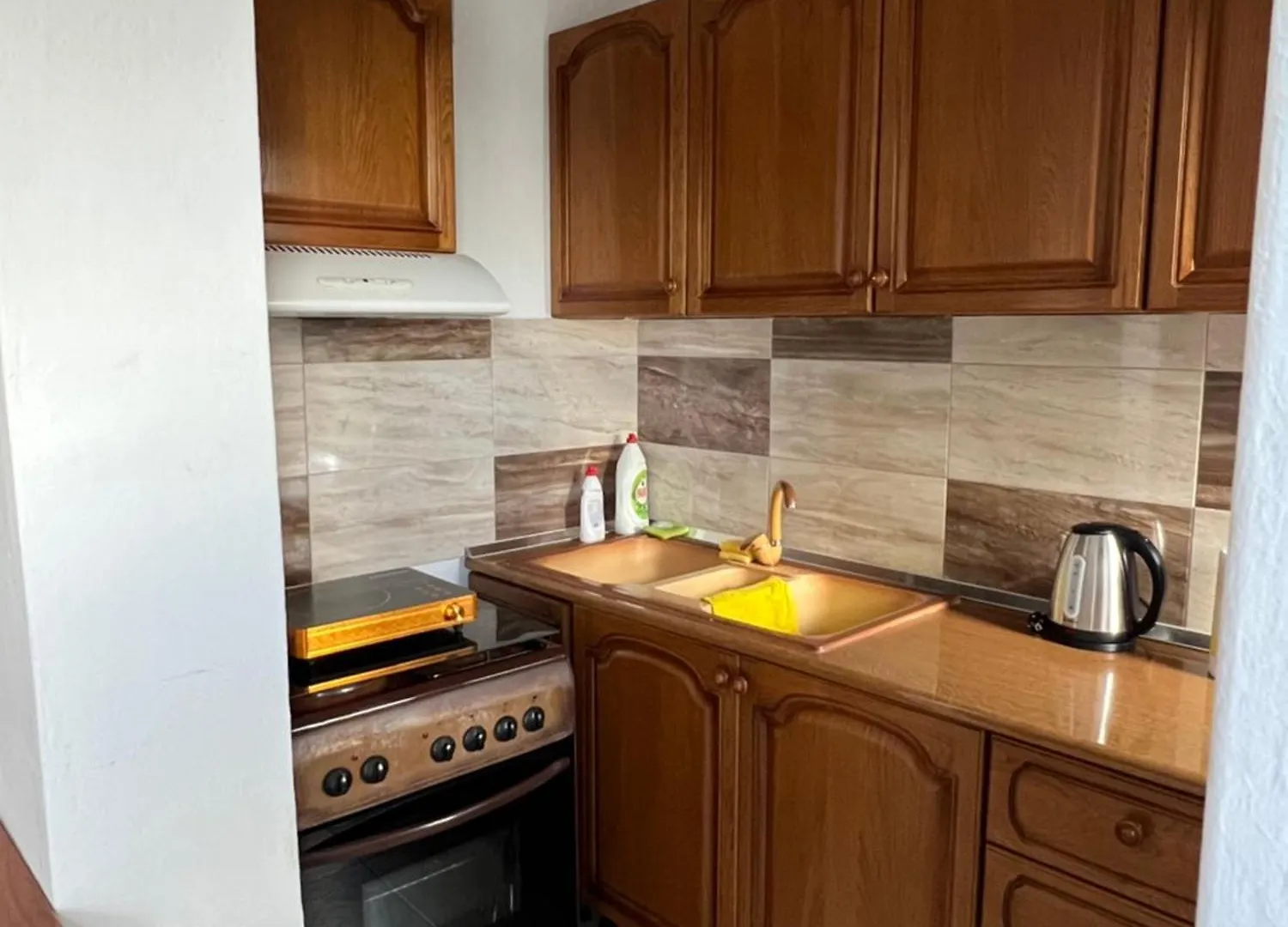Qafoku Guesthouse Zhaban Apartament